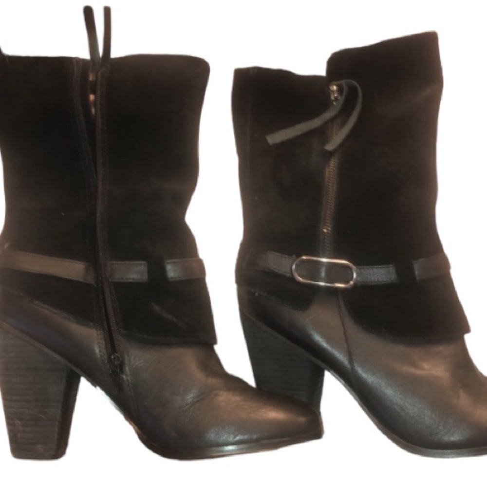 Kensie Size 10 black leather heeled boots with silver buckle stacked heel